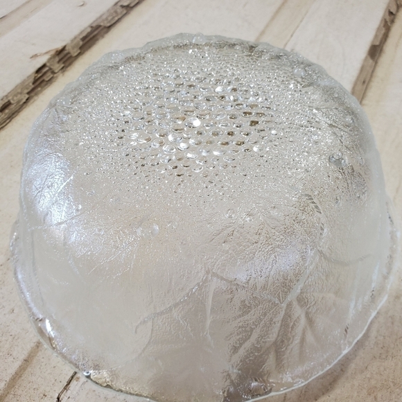 Vintage Large lettuce Cabbage leaf salad serving glass bowl 9" - Picture 8 of 11